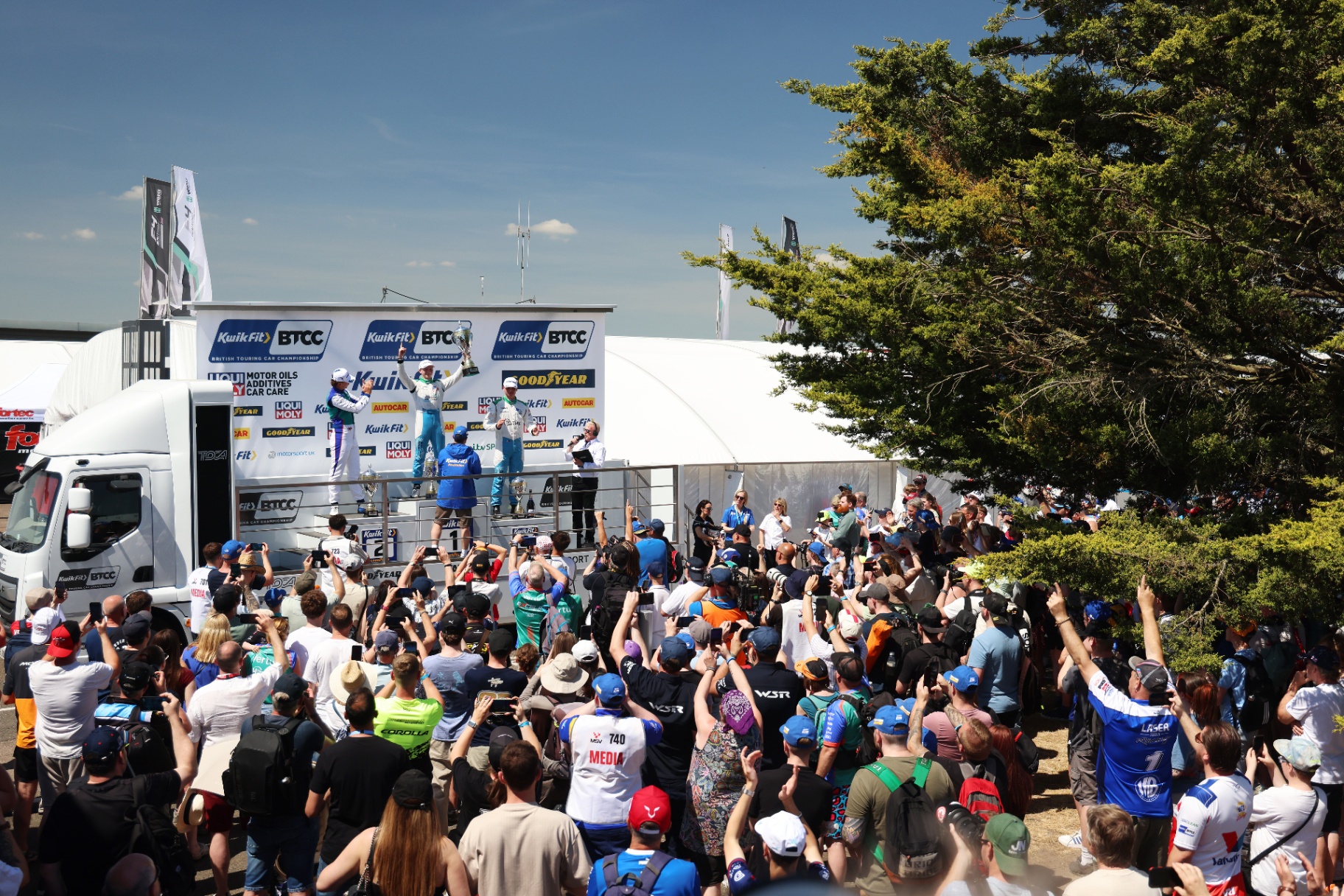 Daryl De Leon on the podium